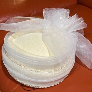 Vintage Elegant White Bow Hat
